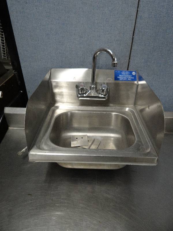 lot 2285 image: All Stainless Wall Mounted Hand Sink w Splash Gaurds