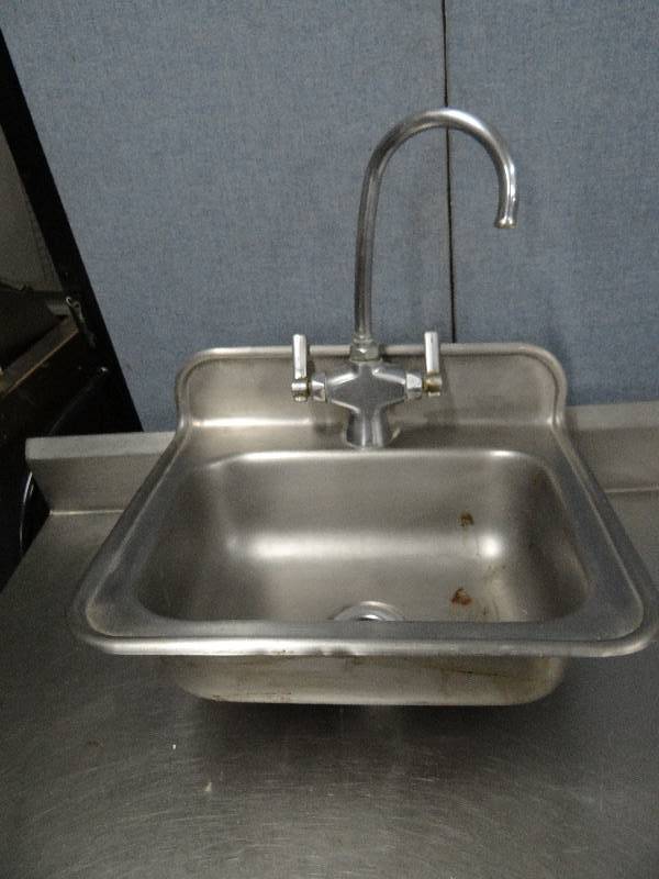 lot 2291 image: Stainless Drop In Hand Wash Sink w Faucet