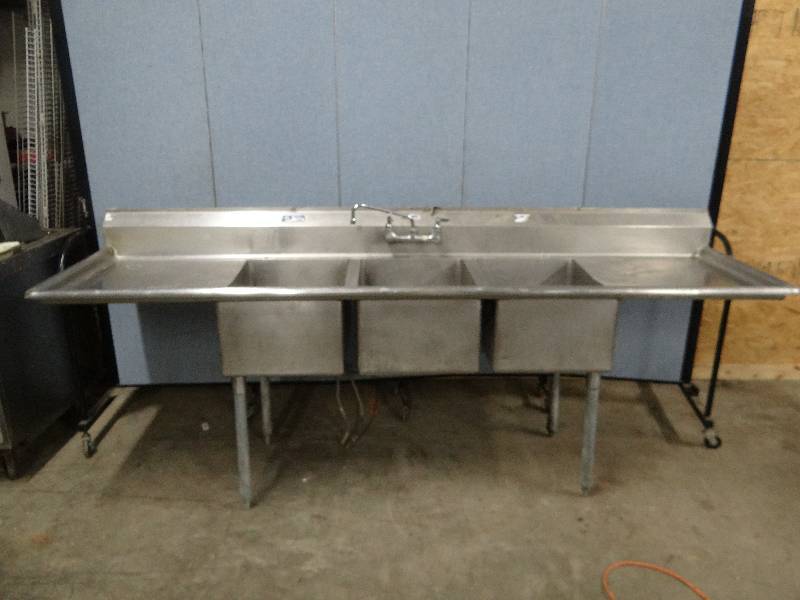 lot 2305 image: 103� Fully Stainless 3 Bay Sink On Legs