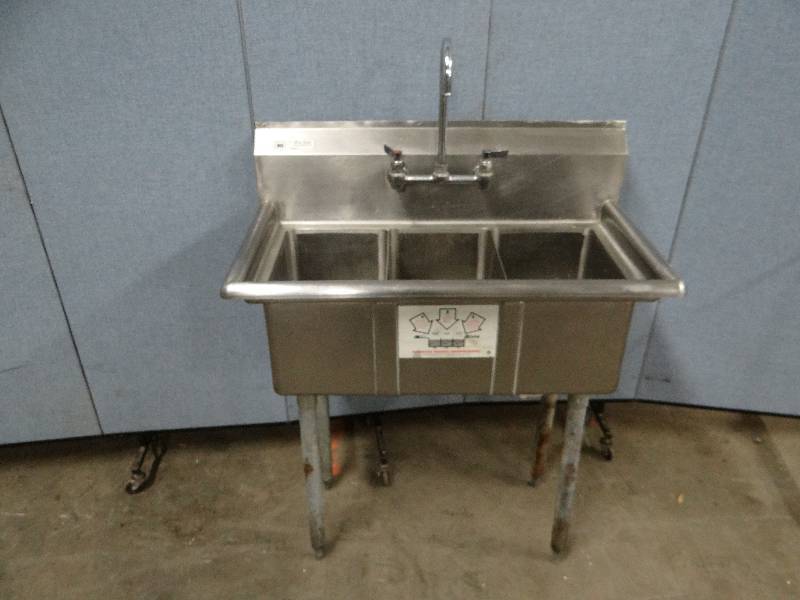 lot 2313 image: NSF Stainless 3 Compartment Concession Sink on Legs