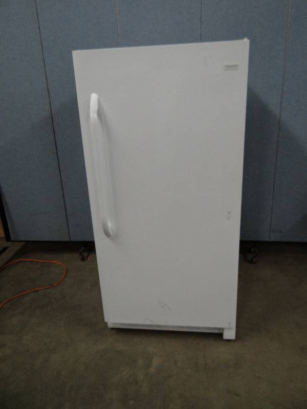 lot 2333 image: Frigidaire Single Door Reach in 17.6 cu ft Freezer