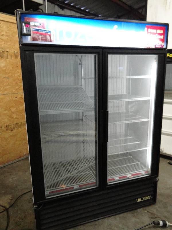lot 2347 image: True 2 Door Glass Front Display Freezer