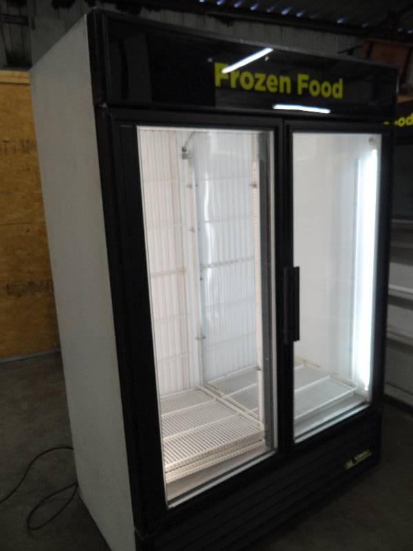 lot 2352 image: True 2 Door Glass Front Display Freezer