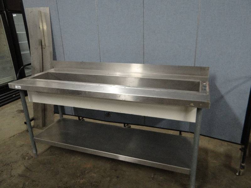lot 2369 image: Stainless Free Standing Insulated Ice Well w Stainless Unershelf