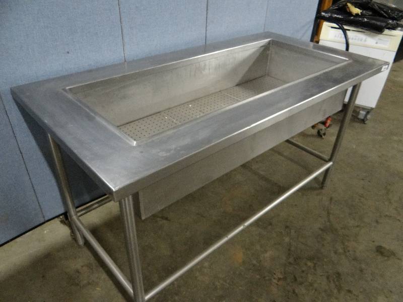 lot 2370 image: Stainless Free Standing Insulated Ice Well w Drain