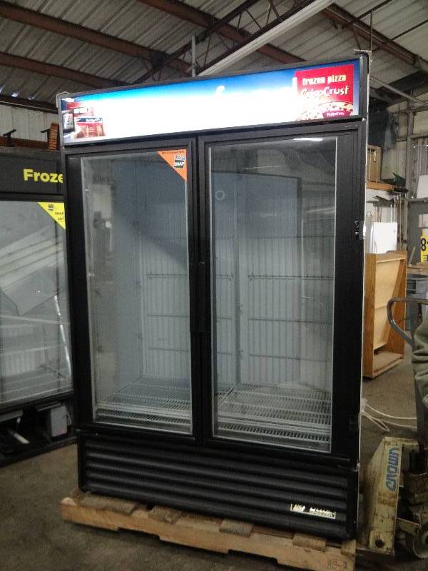 lot 2376 image: True 2 Door Glass Front Display Freezer