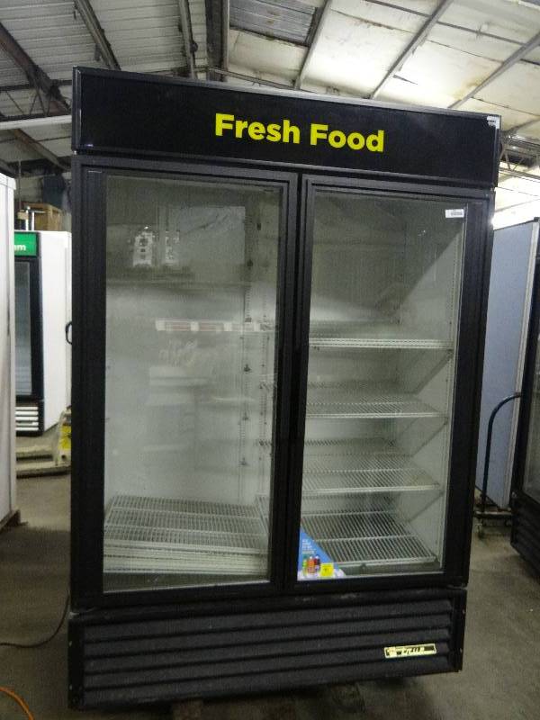 lot 2386 image: True 2 Door Glass Front Display Cooler