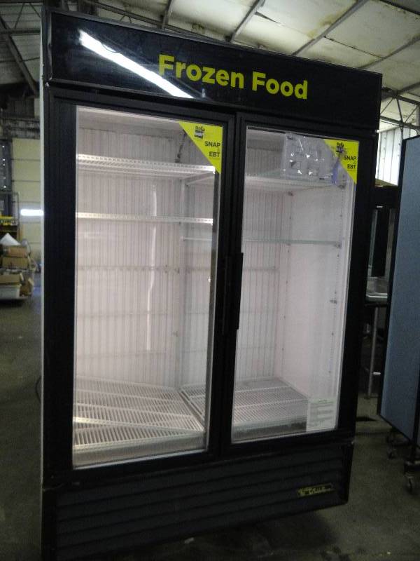 lot 2387 image: True 2 Door Glass Front Display Cooler