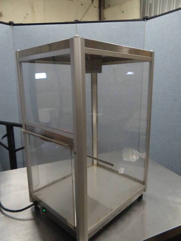 lot 2420 image: Gold Medal PopcornNacho Chip Countertop Warmer