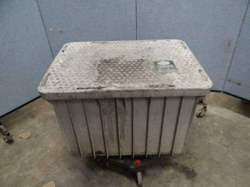 lot 2427 image: 60lbs Grease Interceptor