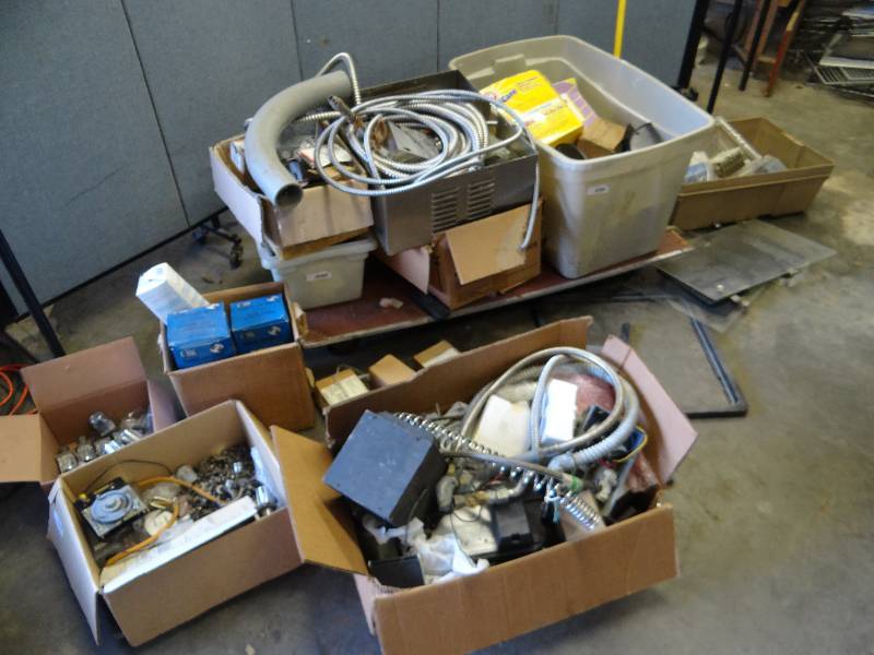 lot 2455 image: Lot of Assorted Plumbing, HVAC, and Lighting Materials