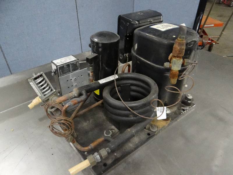lot 2472 image: Copeland Water Cooled Compressor Unit