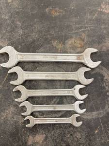 lot 4350 image: open metric wrench set