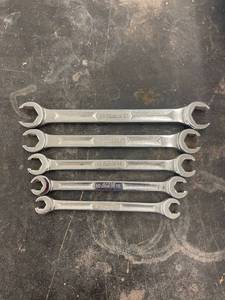 lot 4352 image: snap on metric line wrenches