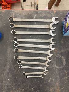 lot 4358 image: husky wrench set