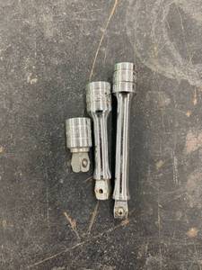 lot 4368 image: snap on 38 wobble extensions