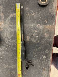 lot 4389 image: snap on screwdriver