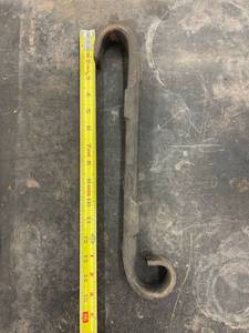 lot 4394 image: MAC bar