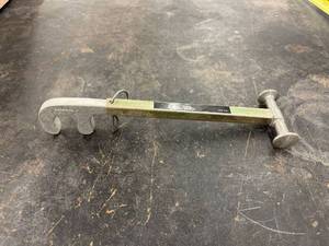 lot 4399 image: MAC door stay