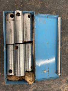 lot 4448 image: 12 inch 12 point sockets with bar