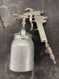lot 4456 image: sharp pg paint gun