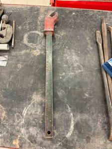 lot 4474 image: vintage fender lip tool
