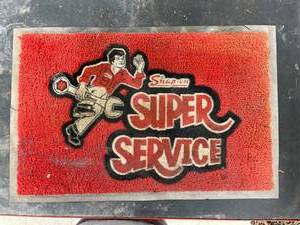 lot 4497 image: vintage snap on super service rug