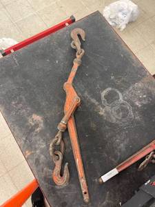lot 4502 image: hd chain binder