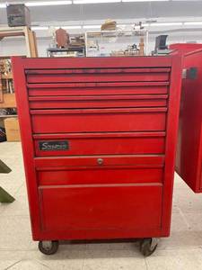 lot 4515 image: snap on tool box