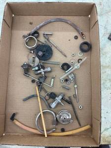 lot 4516 image: paint gun parts lot