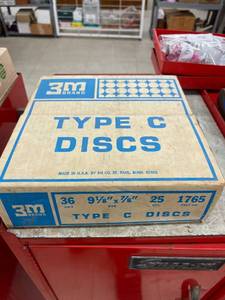 lot 4542 image: 9 18 disk 36 grit