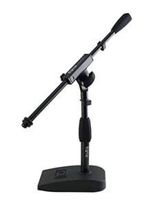 lot 60871 image: Gator Frameworks Short Weighted Base Microphone Stand with Soft Grip Twist Clutch  (4.5 X 8)