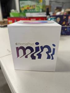 lot 285 image: Apple Homepod Mini