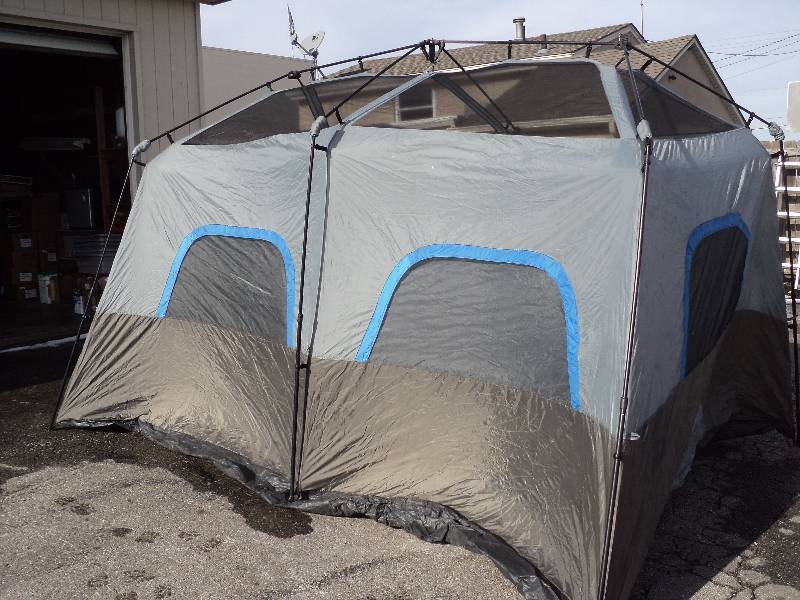 10 person 14' x 10' instant pop up cabin tent, tent is used, but in