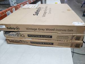 lot 627 image: Set Of 3 Miscellaneous Baby Gates