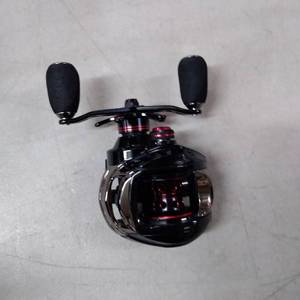 lot 1071 image: Piscifun Fishing Reel