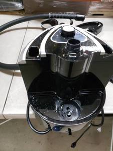 lot 3546 image: Black Carpet Cleaner or Steamer