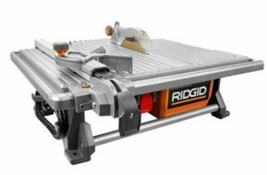 lot 660 image: Ridgid R4021 120-Volt 6.5 Amp Corded 7 Inch Self-Aligning Table Top Wet Tile Saw (New Open Box) - Retail $279.00