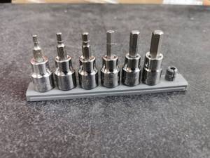 lot 2540 image: Husky 6pc 38 Bits