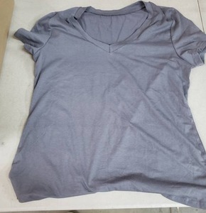 lot 671 image: Women Summer Short Sleeve Casual Fit T Shirt, Gray XXL