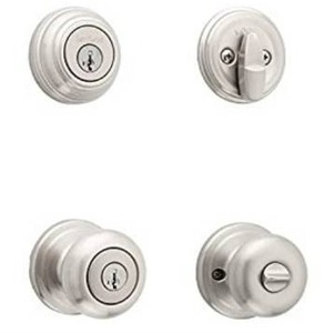 lot 963 image: Kwikset 991 Juno Keyed Entry Door Knob and Sgl Cyl Deadbolt Combo Pack in SN