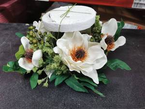lot 2580 image: Magnolia Cabdelabrum Silk Flower Arrangements