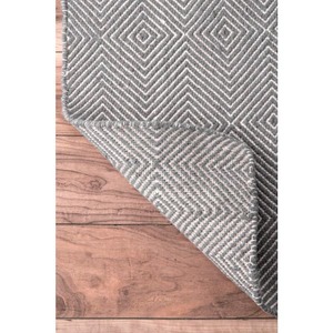 lot 3550 image: Sofia Grey Rug 5ft x 8ft