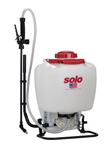 lot 62778 image: Solo DELUXE Professional Diaphragm Pump Backpack Sprayer  (4 Gallon) (USED--SOLD AS IS)