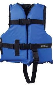 lot 41867 image: Onyx General Purpose Boating Vest Adult Universal Size