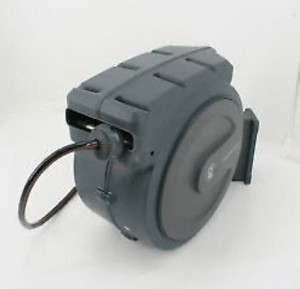 lot 58874 image: Giraffe Tools AW40 Retractable Garden Hose Reel 12 Inch x 130 Feet w Sprayer