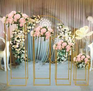 lot 73023 image: LOYALHEARTDY Wedding Flower Stand Metal Vase Stand Floor Metal Column, Table Flower Stands for Home Event Party Wedding Decoration Rectangular Flower Display Rack (4 Piece Set��40cm,60cm,80cm,100cm��)