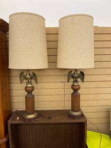lot 5415 image: pr of eagle lamps