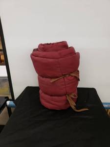 lot 5704 image: maroon sleeping bag