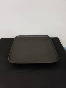 lot 5712 image: flat black charger plate